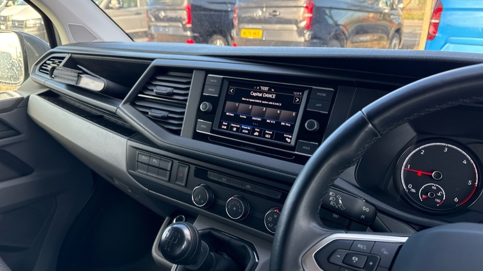 Used Volkswagen Transporter 2021 for sale - 76914873: Photo 12