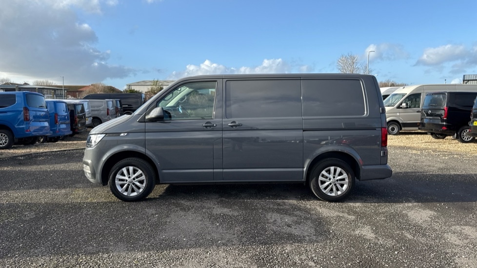 Used Volkswagen Transporter 2021 for sale - 76914873: Photo 18