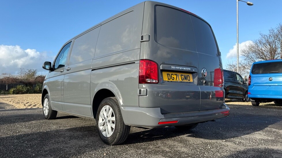 Used Volkswagen Transporter 2021 for sale - 76914873: Photo 36