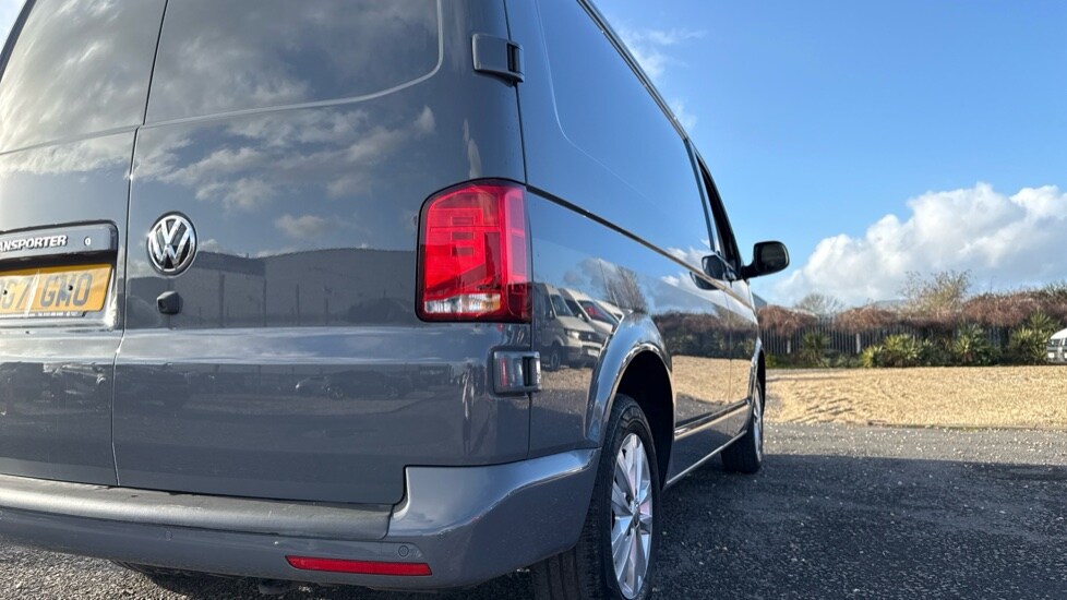 Used Volkswagen Transporter 2021 for sale - 76914873: Photo 37