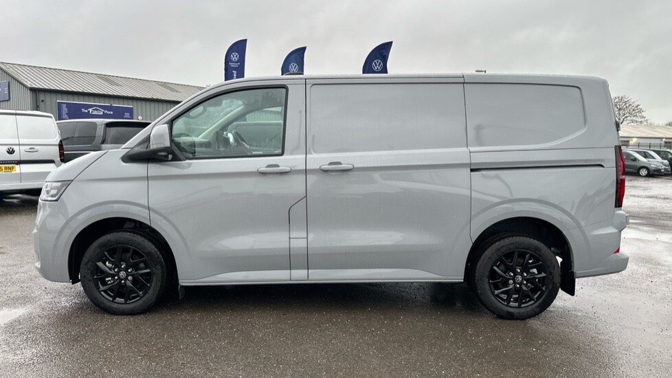 Used Volkswagen Transporter 2025 for sale - 76914879: Photo 18