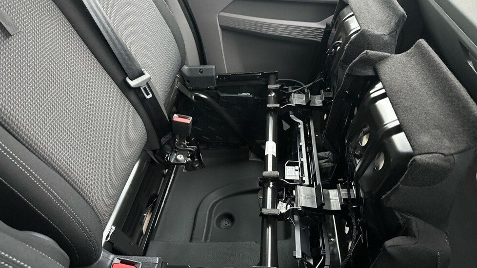 Used Volkswagen Transporter 2025 for sale - 76914879: Photo 27