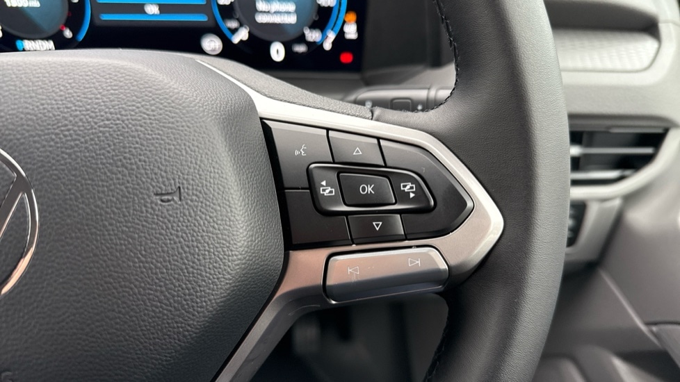 Used Volkswagen Transporter 2025 for sale - 76869511: Photo 25