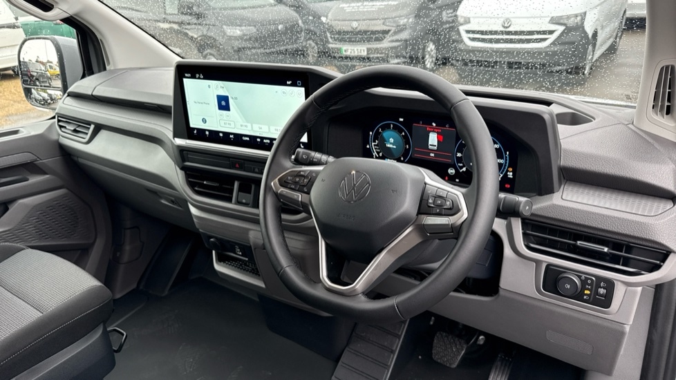 Used Volkswagen Transporter 2025 for sale - 76869511: Photo 6