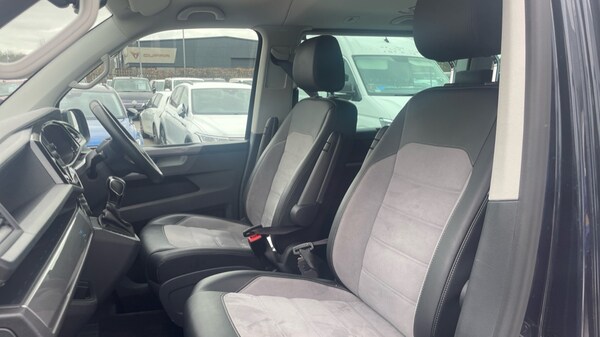 Used Volkswagen Caravelle 2022 for sale - 76297471: Photo 17