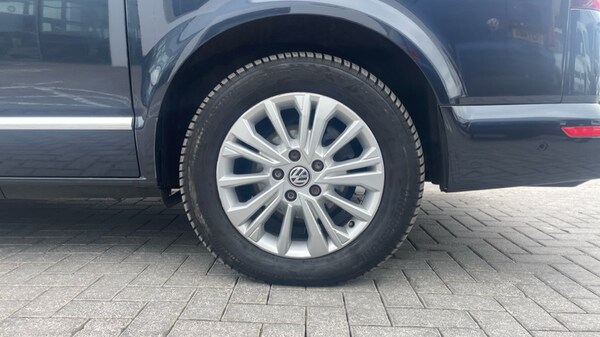 Used Volkswagen Caravelle 2022 for sale - 76297471: Photo 5