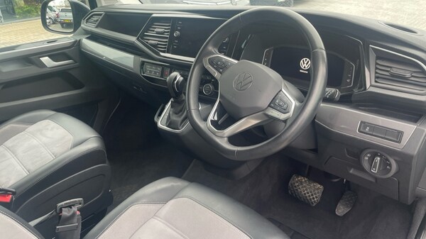 Used Volkswagen Caravelle 2022 for sale - 76297471: Photo 6