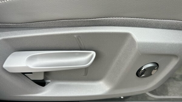 Used Volkswagen Multivan 2025 for sale - 76328161: Photo 22
