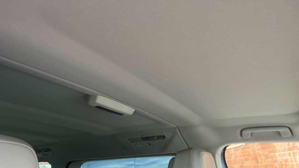 Used Volkswagen Multivan 2025 for sale - 76328161: Photo 33