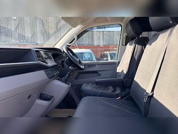 Used Volkswagen Transporter 2023 for sale - 76104384: Photo