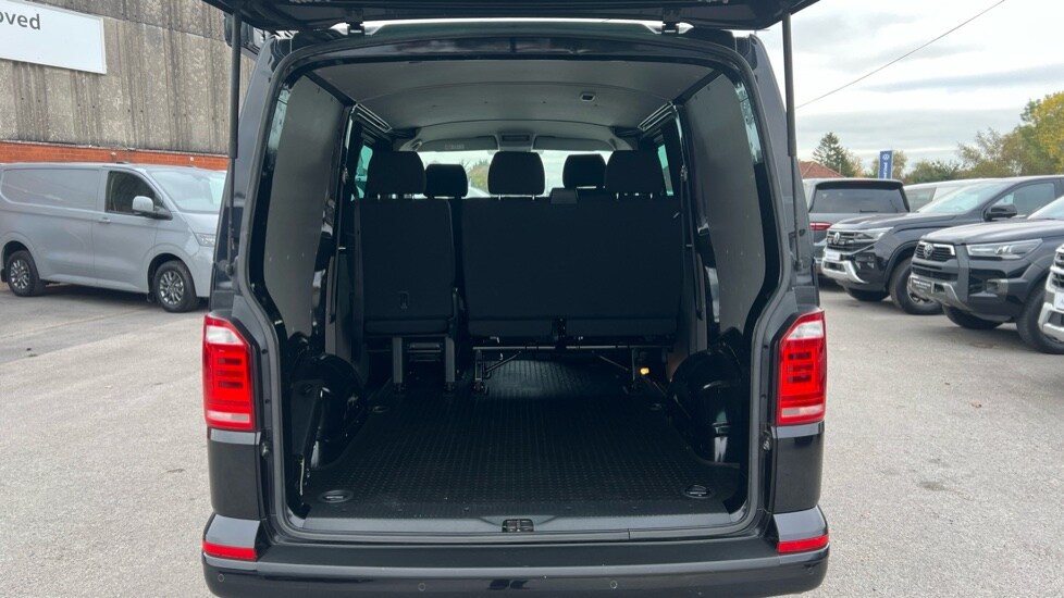 Used Volkswagen Transporter 2018 for sale - 76647830: Photo 10