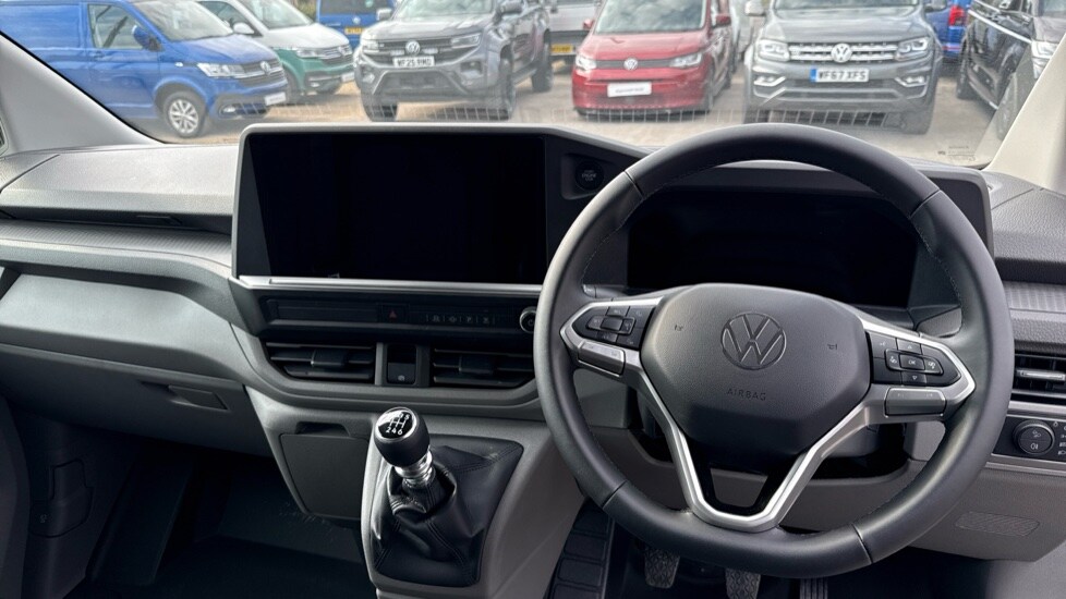 Used Volkswagen Transporter 2025 for sale - 76869291: Photo 11