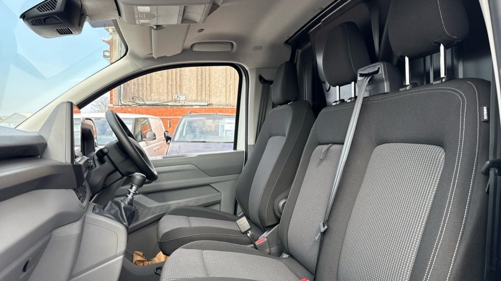 Used Volkswagen Transporter 2025 for sale - 76869291: Photo 17