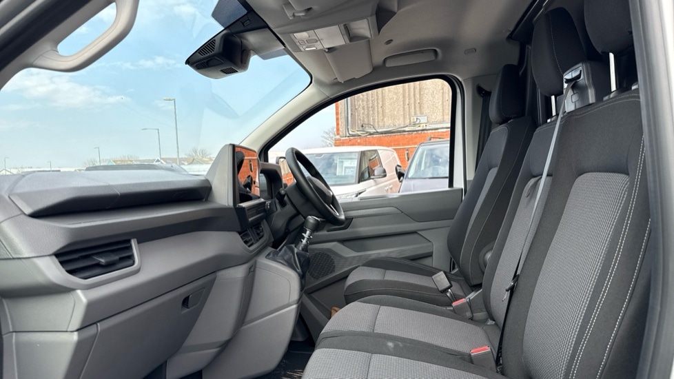 Used Volkswagen Transporter 2025 for sale - 76869291: Photo 2