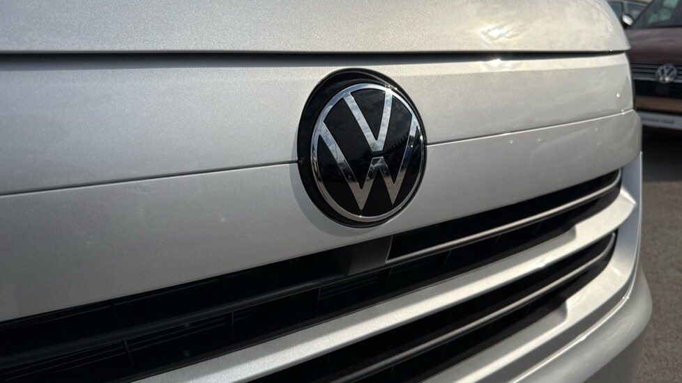 Used Volkswagen Transporter 2025 for sale - 76869291: Photo 40