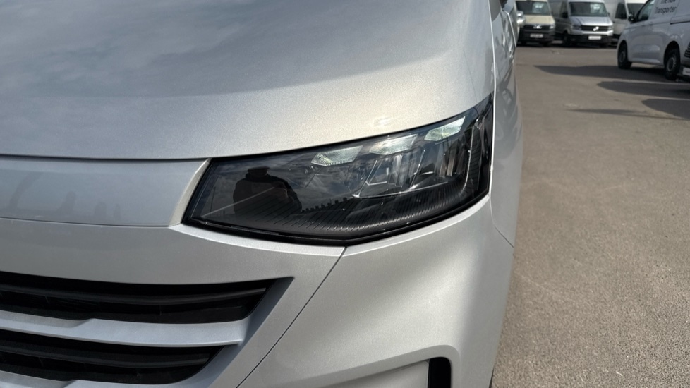 Used Volkswagen Transporter 2025 for sale - 76869291: Photo 42