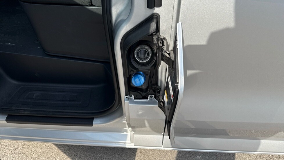 Used Volkswagen Transporter 2025 for sale - 76869291: Photo 43