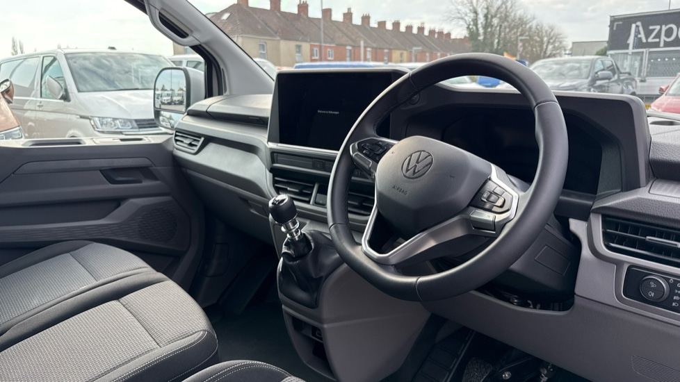 Used Volkswagen Transporter 2025 for sale - 76869291: Photo 6