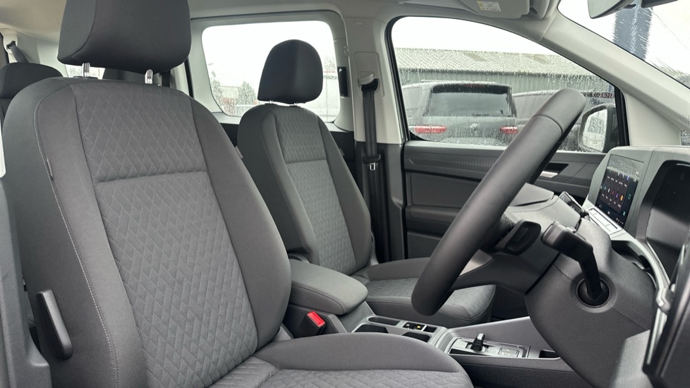 Used Volkswagen Caddy Maxi 2025 for sale - 76914877: Photo 28