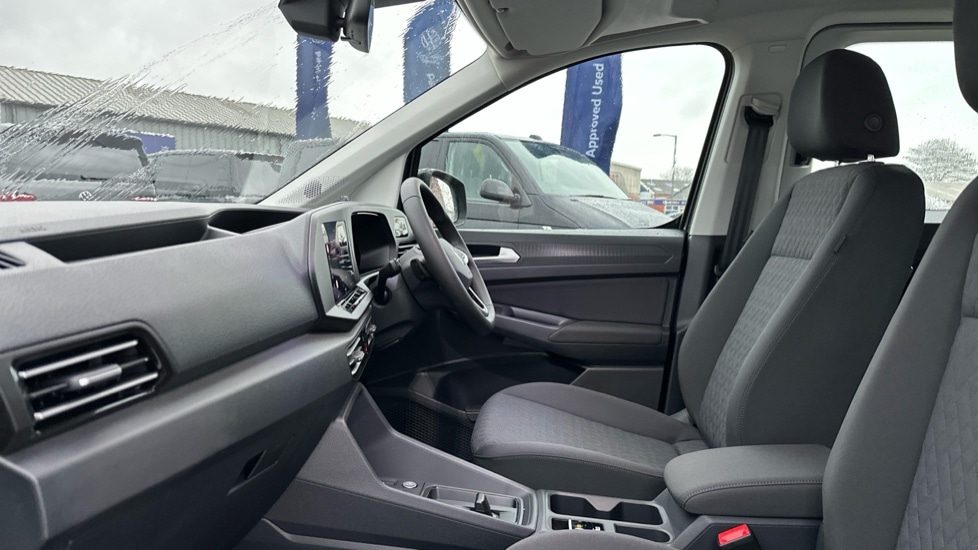 Used Volkswagen Caddy Maxi 2025 for sale - 76914872: Photo 2