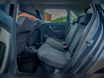 Used Volkswagen Polo 2010 for sale - 78779648: Photo