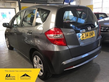 Used Honda Jazz 2014 for sale - 76728011: Photo