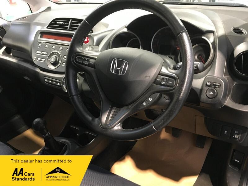Used Honda Jazz 2015 for sale - 77647164: Photo 11