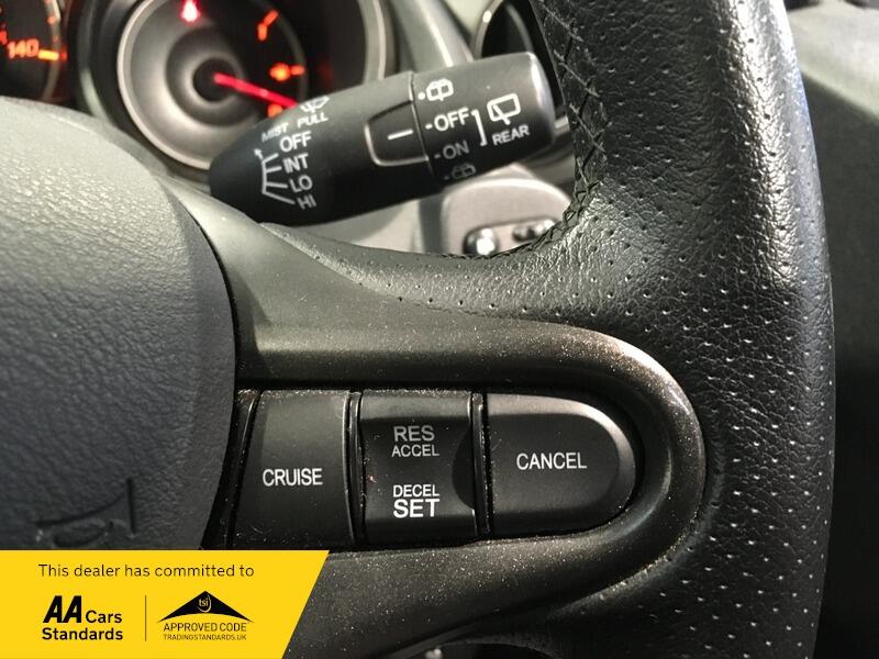 Used Honda Jazz 2015 for sale - 77647164: Photo 17