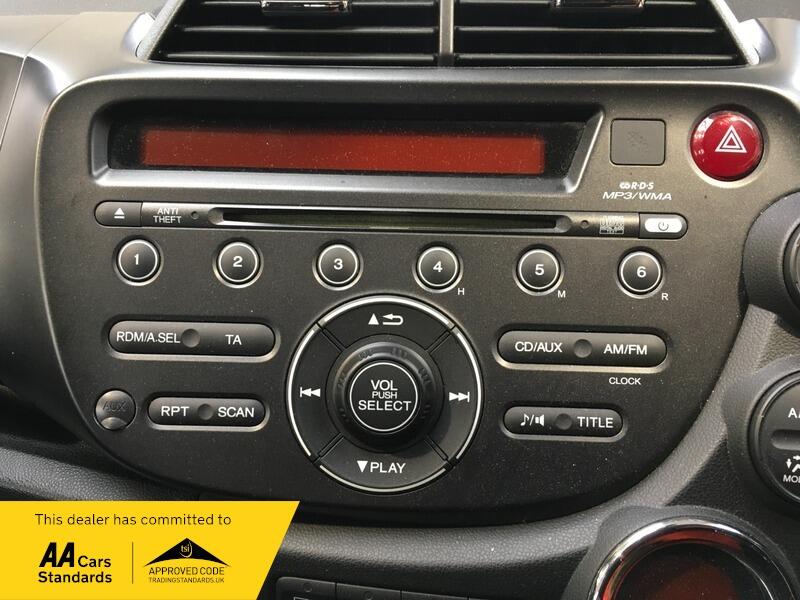 Used Honda Jazz 2011 for sale - 77386411: Photo 13