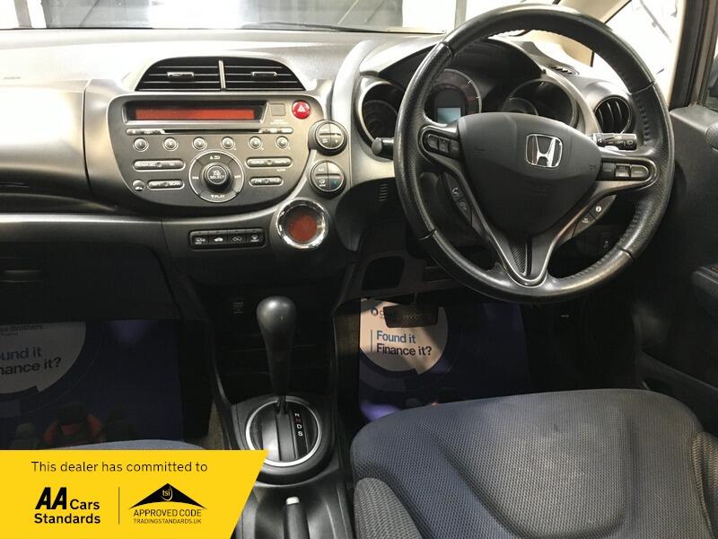 Used Honda Jazz 2011 for sale - 77386411: Photo 8