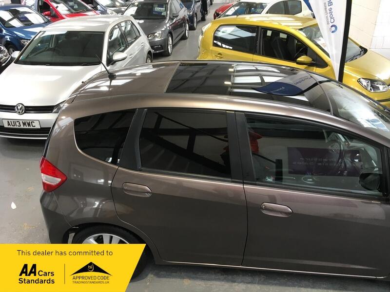 Used Honda Jazz 2011 for sale - 77386411: Photo 9