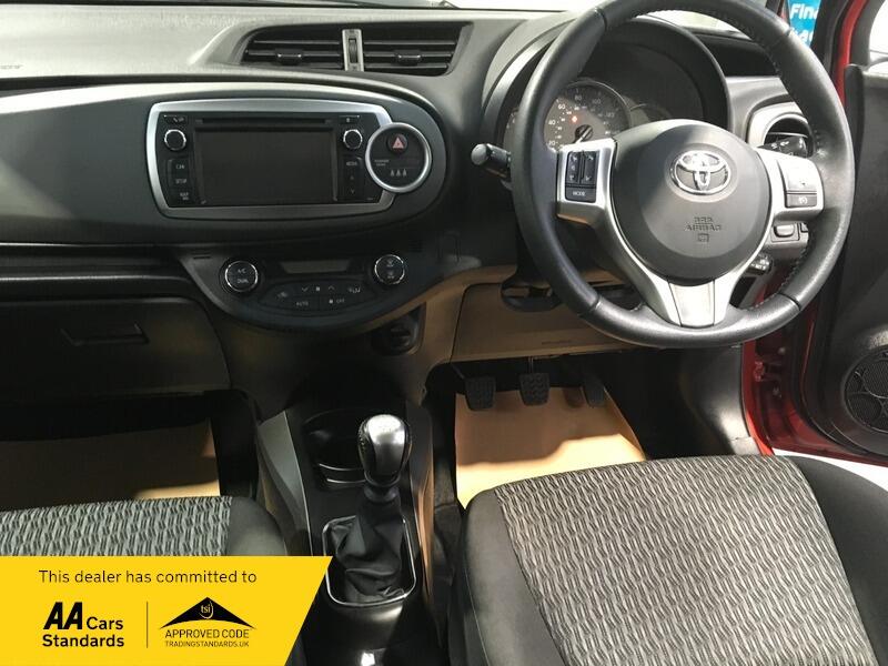 Used Toyota Yaris 2014 for sale - 76801841: Photo 11