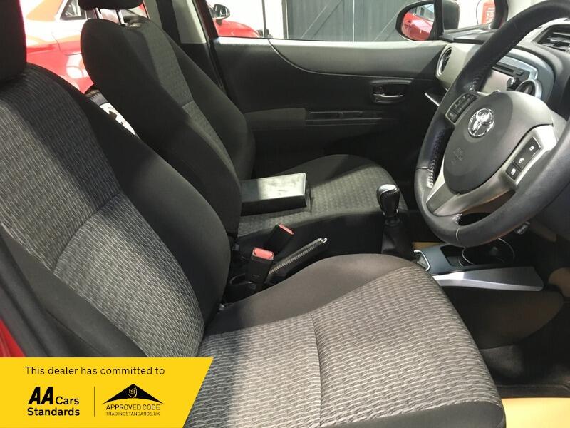 Used Toyota Yaris 2014 for sale - 76801841: Photo 12