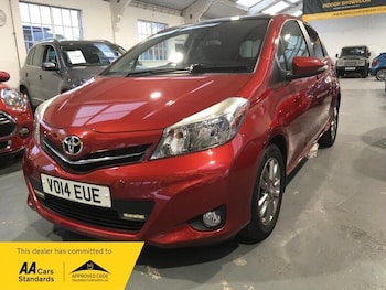 Used Toyota Yaris 2014 for sale - 76801841: Photo