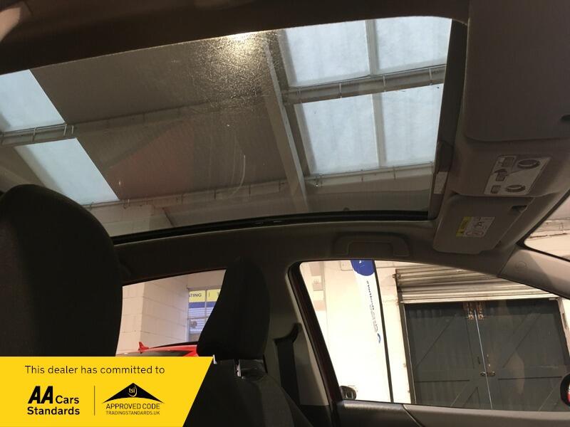 Used Toyota Yaris 2014 for sale - 76801841: Photo 8