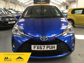 Used Toyota Yaris 2017 for sale - 77646512: Photo