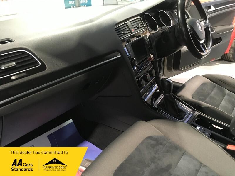 Used Volkswagen Golf 2015 for sale - 77909131: Photo 13