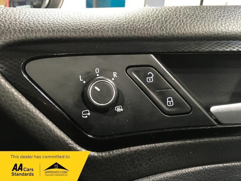 Used Volkswagen Golf 2015 for sale - 77909131: Photo 22