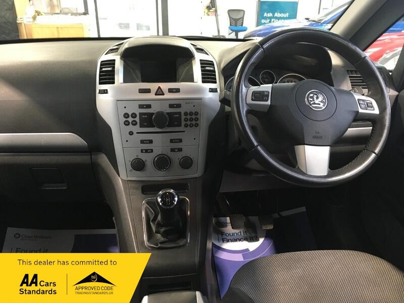 Used Vauxhall Zafira 2010 for sale - 76585507: Photo 10