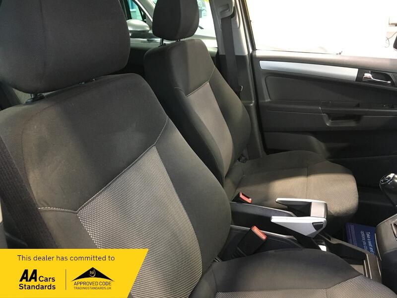 Used Vauxhall Zafira 2010 for sale - 76585507: Photo 11