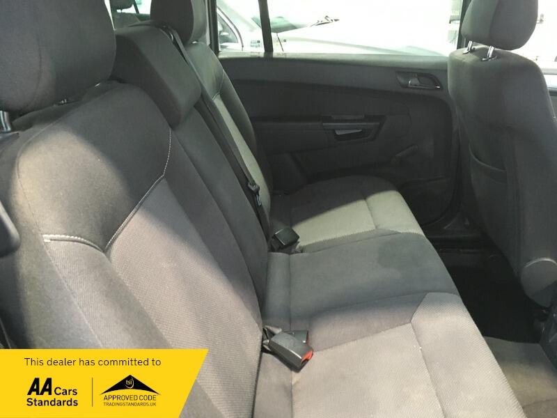 Used Vauxhall Zafira 2010 for sale - 76585507: Photo 8