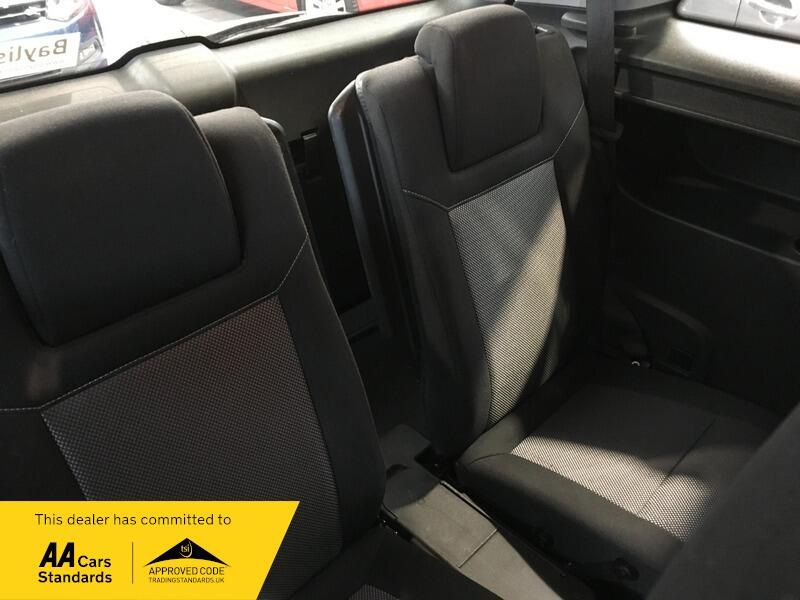 Used Vauxhall Zafira 2010 for sale - 76585507: Photo 9