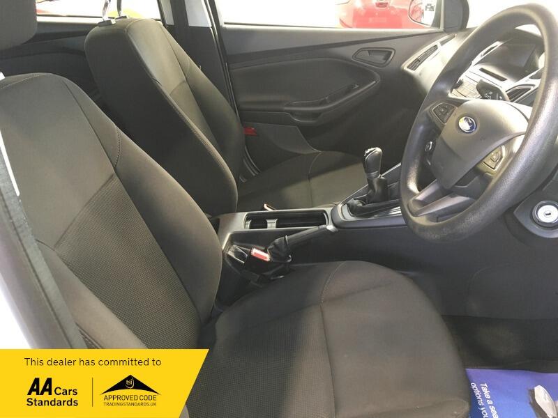 Used Ford Focus 2015 for sale - 77155349: Photo 11