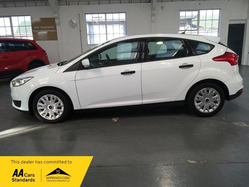 Used Ford Focus 2015 for sale - 77155349: Photo 4