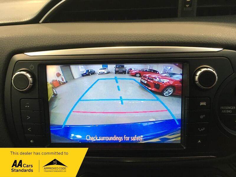 Used Toyota Yaris 2015 for sale - 77290816: Photo 16