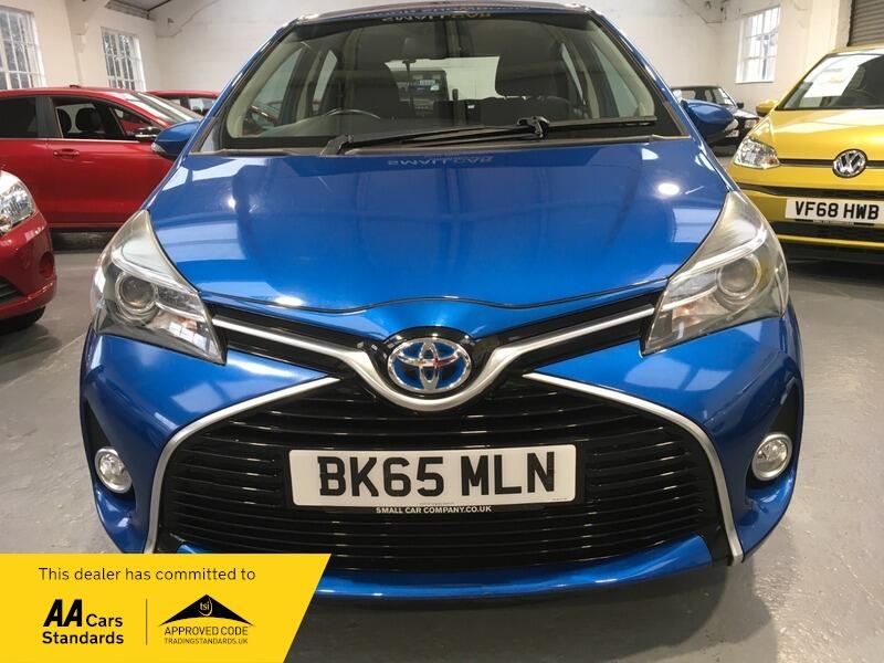 Used Toyota Yaris 2015 for sale - 77290816: Photo 2
