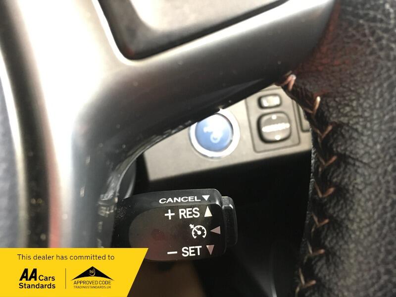 Used Toyota Yaris 2015 for sale - 77290816: Photo 21