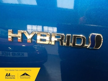 Used Toyota Yaris 2015 for sale - 77290816: Photo