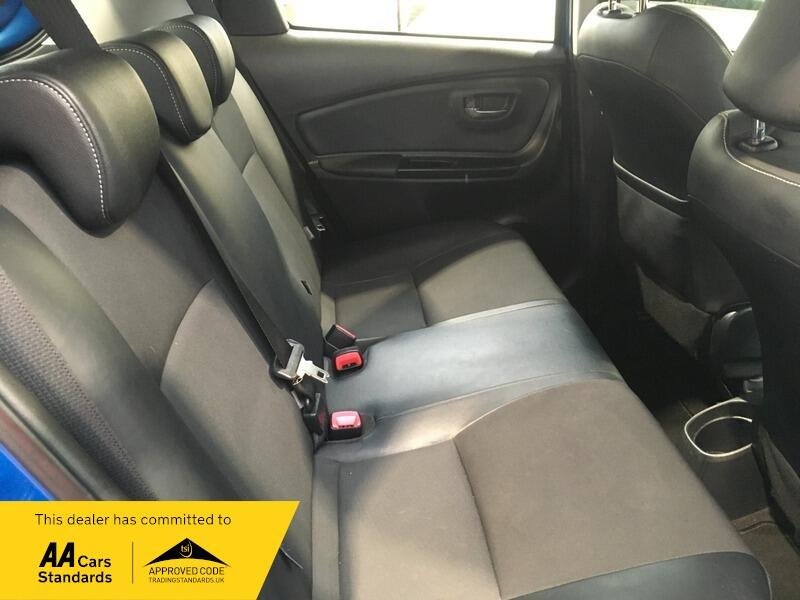 Used Toyota Yaris 2015 for sale - 77290816: Photo 8