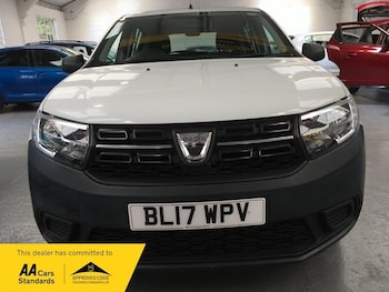 Used Dacia Sandero 2017 for sale - 78859814: Photo